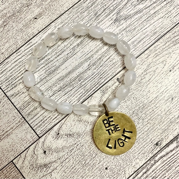 Be The Light Charm Bracelet - Picture 4 of 10